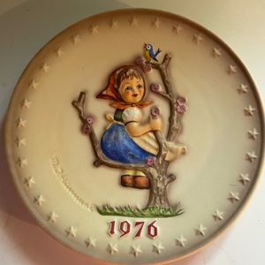 Goebel Hummel Plate 1976